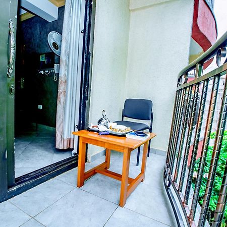 Harts Motel Kampala Ngoại thất bức ảnh