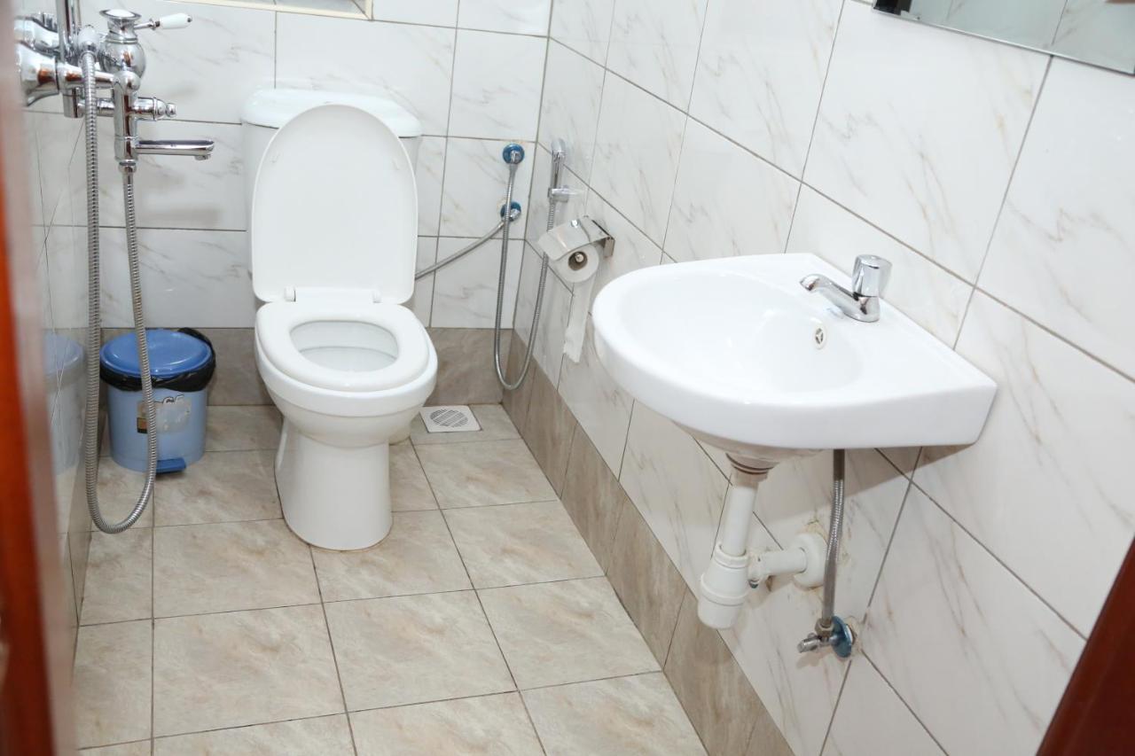 Harts Motel Kampala Ngoại thất bức ảnh